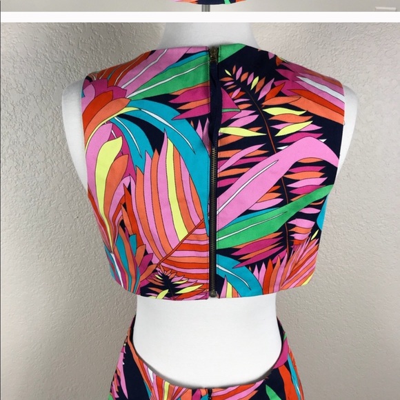 Trina Turks open back dress - Picture 2 of 6